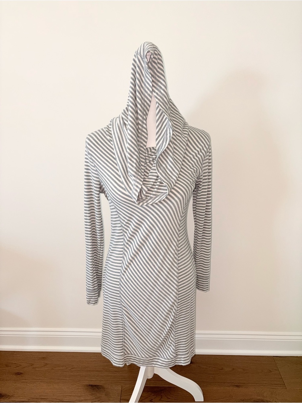 Dakini Gray and White Striped Long Sleeve Hooded Dress